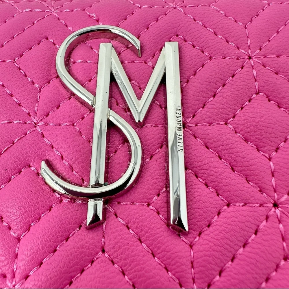 Steve Madden Bangelo Wallet Wristlet Pink